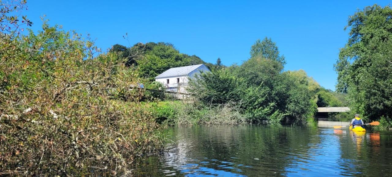 Lodge Avec Vue Sur La Riviere Lannion Exteriör bild