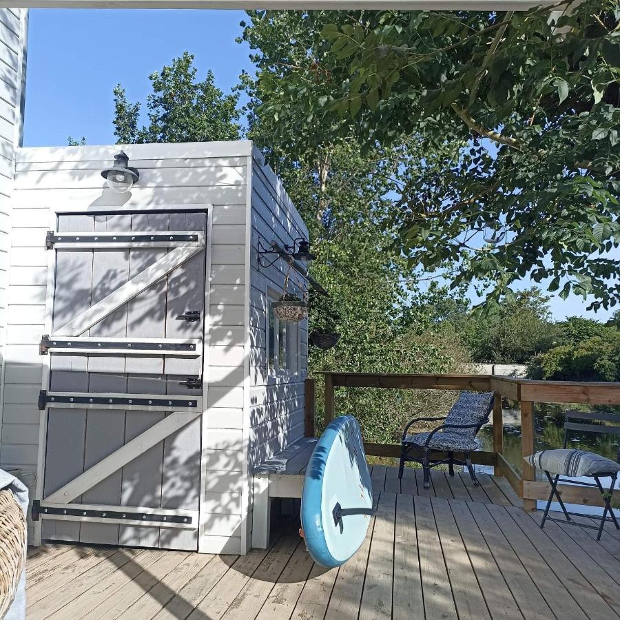 Lodge Avec Vue Sur La Riviere Lannion Exteriör bild