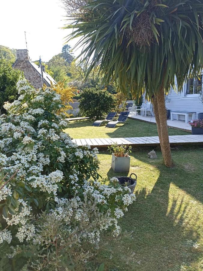 Lodge Avec Vue Sur La Riviere Lannion Exteriör bild